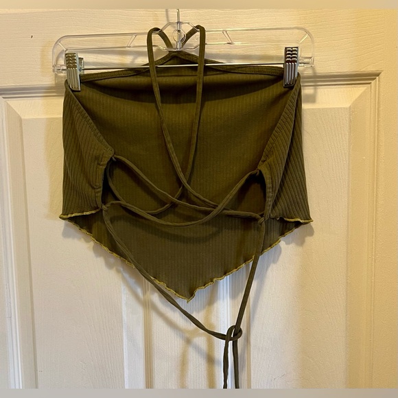 Wild Fable Handkerchief Halter - Picture 4 of 5